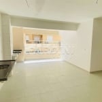 Apartamento novo com 2 dormitórios e varanda gourmet na praia das Toninhas em Ubatuba!