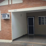 Elegante casa tipo para venda com 4 quartos, sendo 2 suítes, 159m²