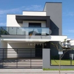 Residência alto padrão com arquitetura moderna