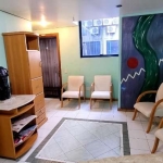 Conjunto para venda na Praça Dom Feliciano, centro de Porto Alegre RS com área privativa de 70,35m².  De frente. &lt;BR&gt;Conjunto amplo com 2 ou 3 salas de atendimento + sala de arquivo,  sala de al