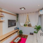 Apartamento de 2 dormitorios a venda no Bairro Petrópolis.&lt;BR&gt;apartamento de 55m², no Bairro Petrópolis. Com 2 dormitórios, sala, banheiro, cozinha e área de serviço. O imóvel, teve reforma na H