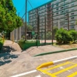 IDEAL PARA INVESTIDOR. COMPRE JÁ ALUGADO!&lt;BR&gt;Ótimo apartamento no Condomínio Felizardo, no bairro Petrópolis, de 2 dormitórios. Possui sala ampla para 2 ambientes, 2 dormitórios, banheiro com bo