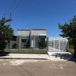 Casa em otima localização, com 2 dormitorios , 01 suite, sala cozinha , 2 banheiros quiosque nos fundos com churrasqueira. imovel recem construido.