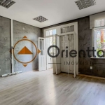 IMOBILIÁRIA ORIENTTA ALUGA!!&lt;BR&gt;CASA COMERCIAL, RUA 24 DE OUTUBRO, 8 SALAS, 1 BANHEIRO, 2 LAVABOS&lt;BR&gt;&lt;BR&gt;Com excelente localização na Rua 24 de Outubro, um dos pontos mais movimentad