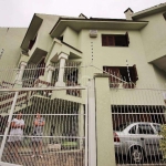 Casa 4 dormitórios (sendo um reversível no 4º andar), para comprar  177m² privativos, localizada no bairro Jardim Floresta. Possui garagem com churrasqueira e vaga para dois carros no andar térreo; no