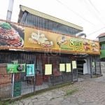 A venda contempla o prédio todo:&lt;BR&gt;Mini-mercado (está alugado)&lt;BR&gt;&lt;BR&gt;Casa em cima (sobrado possuindo 4 quartos, 2 banheiros, sala, cozinha, lavanderia e terraço)&lt;BR&gt;&lt;BR&gt