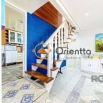 Imobiliária ALUGA Excelente casa com 3 dormitórios, living para 2 ambientes, banheiro social, lavabo, split em todos os cômodos, cozinha ampla, mobiliada com despensa e lavanderia. Garagem coberta, ár