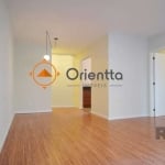 Imobiliária Orientta ALUGA apartamento  sem mobília , espaçoso, localizado no desejado bairro Auxiliadora, em Porto Alegre. Com 2 quartos e 2 banheiros, oferecendo todo o conforto e praticidade que vo