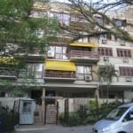 Apartamento 3 dormitórios de FRENTE , com 145 m² privativos, 1 suíte, living em 3 ambientes, sacada, lavabo, circulação, banheiro social,  banheiro auxiliar, copa/ cozinha, área de serviços e dependên