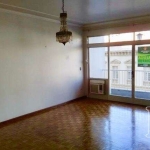 Apartamento totalmente reformado e mobiliado. 03 dormitórios com armários embutidos, sendo 1 suíte com hidro,  sacada com vista para Multi Palco do  Teatro São Pedro,  hall, living 02 ambientes, banhe