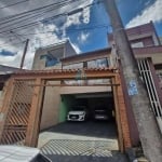 Sobrado a venda no Parque Gerassi em Santo André, com 220m².