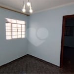 Casa para Locação com 68m² - Cangaíba.