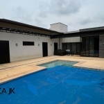 Comprar/vendo: Casa térrea alto padrão a venda no condomínio Tereza Cristina, Jundiaí com 4 suítes, cozinha gourmet, piscina, amplo quintal, 6 vagas