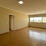 Apartamento para venda e aluguel em Centro de 176.00m² com 3 Quartos, 1 Suite e 1 Garagem