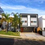 Casa para venda em Condomínio Santa Clara de 450.00m² com 4 Quartos, 4 Suites e 4 Garagens