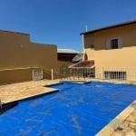 Casa para venda em Jardim Valença de 242.00m² com 3 Quartos, 1 Suite e 4 Garagens