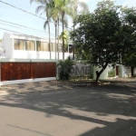 Casa para venda em Nova Campinas de 628.00m² com 5 Quartos, 1 Suite e 6 Garagens