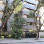 Apartamento para venda em Cabral de 410.00m² com 4 Quartos, 2 Suites e 3 Garagens