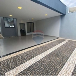 Casa para venda em Jardim Amélia de 186.00m² com 3 Quartos, 1 Suite e 4 Garagens