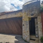 Casa para venda em Jardim Realce de 324.00m² com 4 Quartos, 2 Suites e 3 Garagens