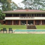 Casa para venda em Granja Viana de 524.55m² com 4 Quartos, 2 Suites e 9 Garagens