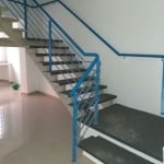 Sala Comercial para venda e aluguel em Centro de 100.00m²