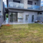 Casa de Condomínio para venda em Vila Oliveira de 300.00m² com 3 Quartos, 3 Suites e 4 Garagens