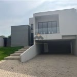 Casa de Condomínio para venda e aluguel em Alphaville Nova Esplanada de 340.00m² com 3 Quartos e 3 Suites