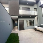 Sobrado para venda em Villa Di Cesar de 150.00m² com 3 Quartos, 1 Suite e 2 Garagens