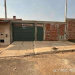 Casa para venda em Conjunto Habitacional Martini de 160.00m² com 2 Quartos e 2 Garagens