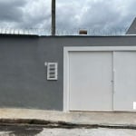 Casa para alugar em Vila Santos Dumont de 60.00m² com 2 Quartos, 1 Suite e 1 Garagem