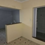 Casa para alugar em Jardim Maia de 60.00m² com 1 Quarto