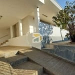 Casa para venda em Vila Bianchi de 281.00m² com 3 Quartos e 3 Garagens