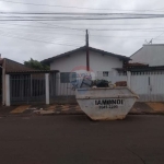 Casa para venda em Jardim São João de 191.30m² com 2 Quartos e 4 Garagens