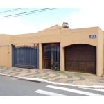 Casa para venda em Centro de 355.50m² com 4 Quartos, 2 Suites e 1 Garagem