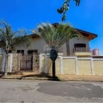 Casa para venda em Vila Santa Maria de 340.00m² com 4 Quartos, 1 Suite e 6 Garagens