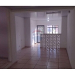 Casa para alugar em Jardim Santa Rosa de 300.00m² com 2 Quartos e 1 Suite