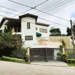 Sobrado para alugar em Jardim Paulistano de 312.00m² com 3 Quartos, 1 Suite e 4 Garagens