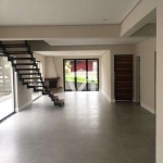 Sobrado para venda em Vila Oliveira de 450.00m² com 4 Quartos, 4 Suites e 2 Garagens