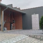 Casa para venda em Jardim Oásis de 158.00m² com 3 Quartos, 1 Suite e 4 Garagens