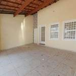 Casa para venda em Centro de 100.00m² com 3 Quartos, 1 Suite e 2 Garagens