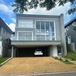 Casa de Condomínio para venda em Alphaville de 430.00m² com 4 Quartos, 4 Suites e 6 Garagens