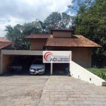 Casa de Condomínio para alugar em Granja Viana de 200.00m² com 3 Quartos, 1 Suite e 4 Garagens