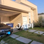 Casa para venda em Jardim Itália de 267.00m² com 2 Quartos, 1 Suite e 3 Garagens