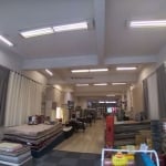 Galpão / Depósito / Armazém para alugar em Centro de 720.00m² com 10 Garagens