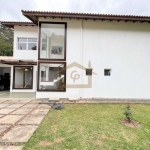 Casa para venda em Granja Viana Ii de 400.00m² com 3 Quartos, 3 Suites e 2 Garagens