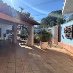 Casa para venda em Jardim Botânico de 237.00m² com 3 Quartos, 1 Suite e 4 Garagens