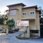 Casa de Condomínio para venda e aluguel em Vila Verde de 250.00m² com 3 Quartos, 1 Suite e 4 Garagens