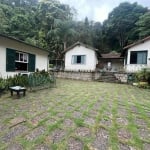 Casa para venda em Nogueira de 449.00m² com 4 Quartos e 4 Garagens