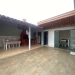 Casa para venda em Bairro Das Bandeiras de 148.00m² com 3 Quartos e 4 Garagens